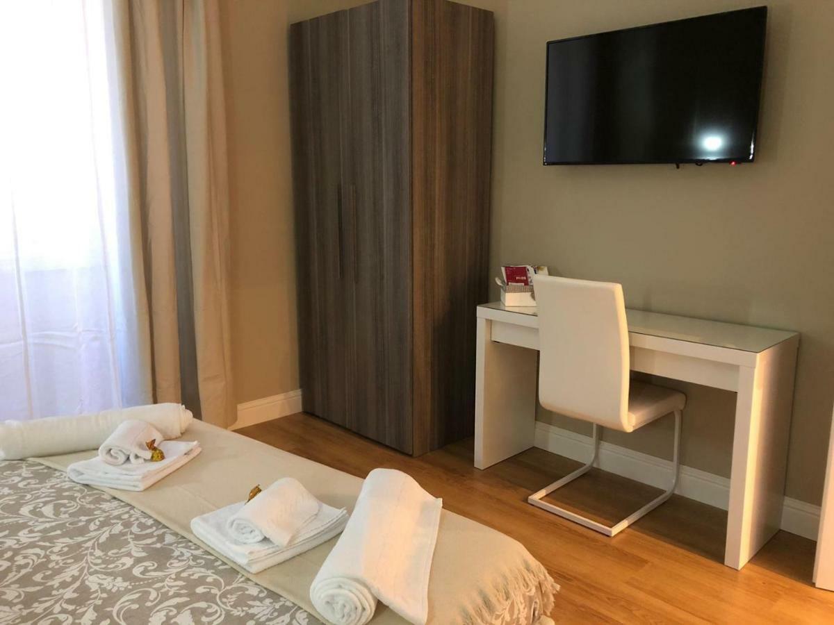 Pantheon Luxury Suite Рим Экстерьер фото